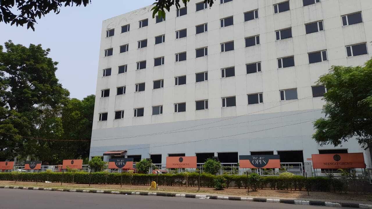 Mango Grove Hotel