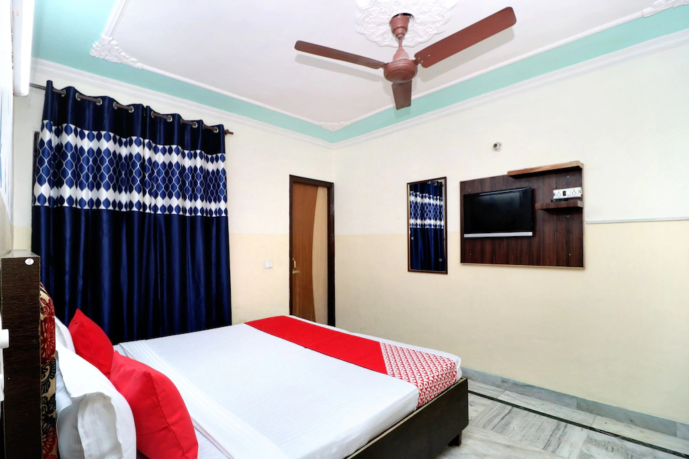 OYO 19961 Hotel New Diamond