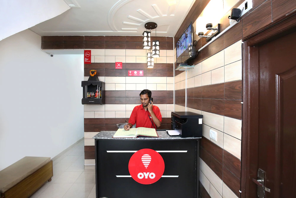 OYO 9371 Hotel Hide In