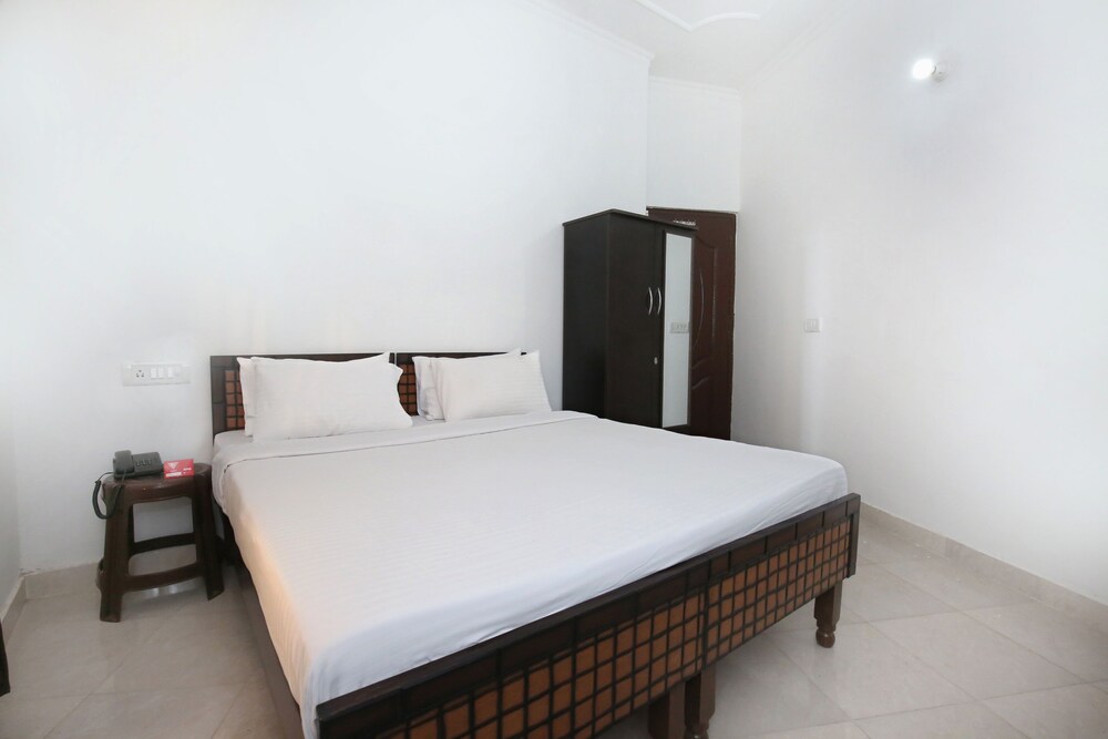 OYO 9371 Hotel Hide In