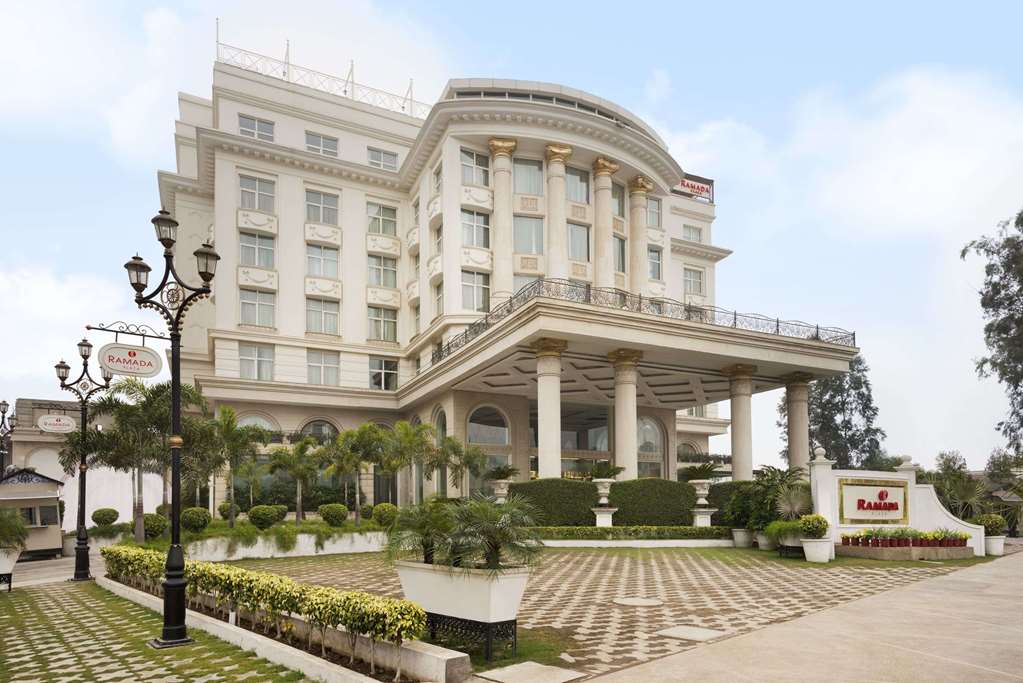 Park Plaza Chandigarh Zirakpur