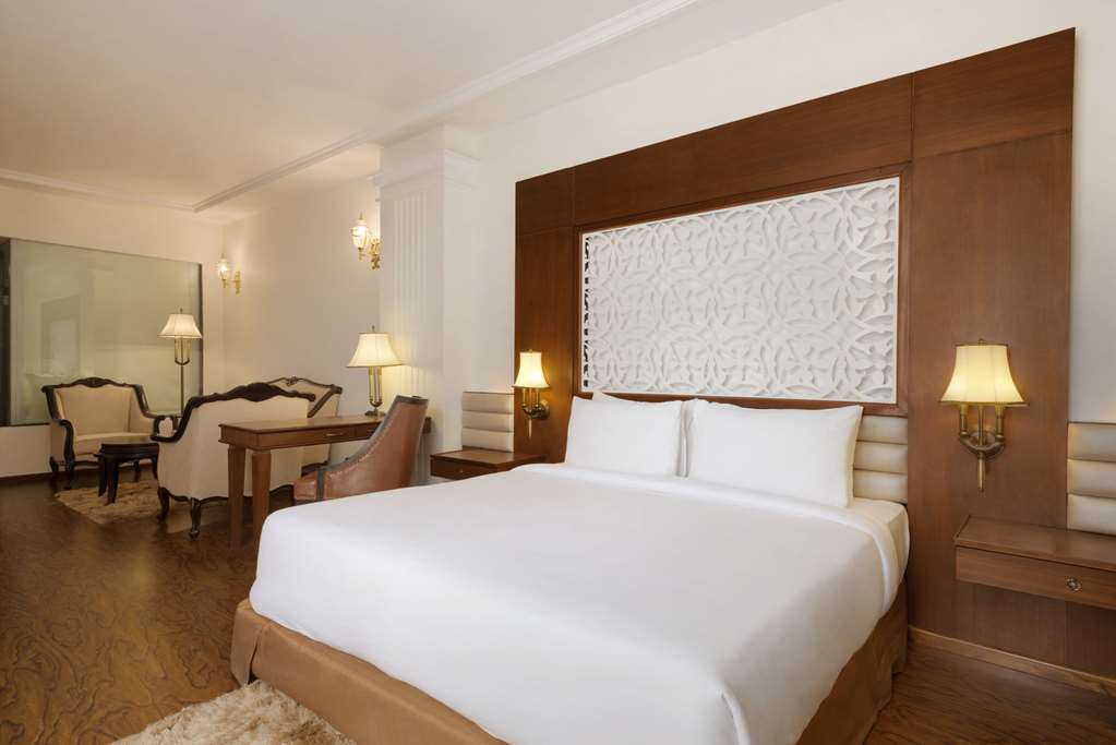 Park Plaza Chandigarh Zirakpur