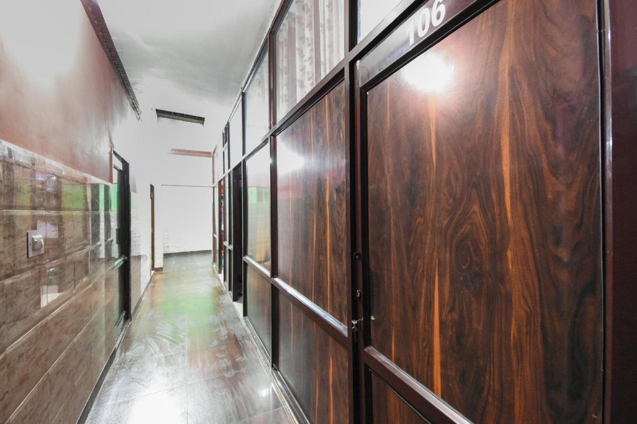 Prince Guest House by OYO Rooms