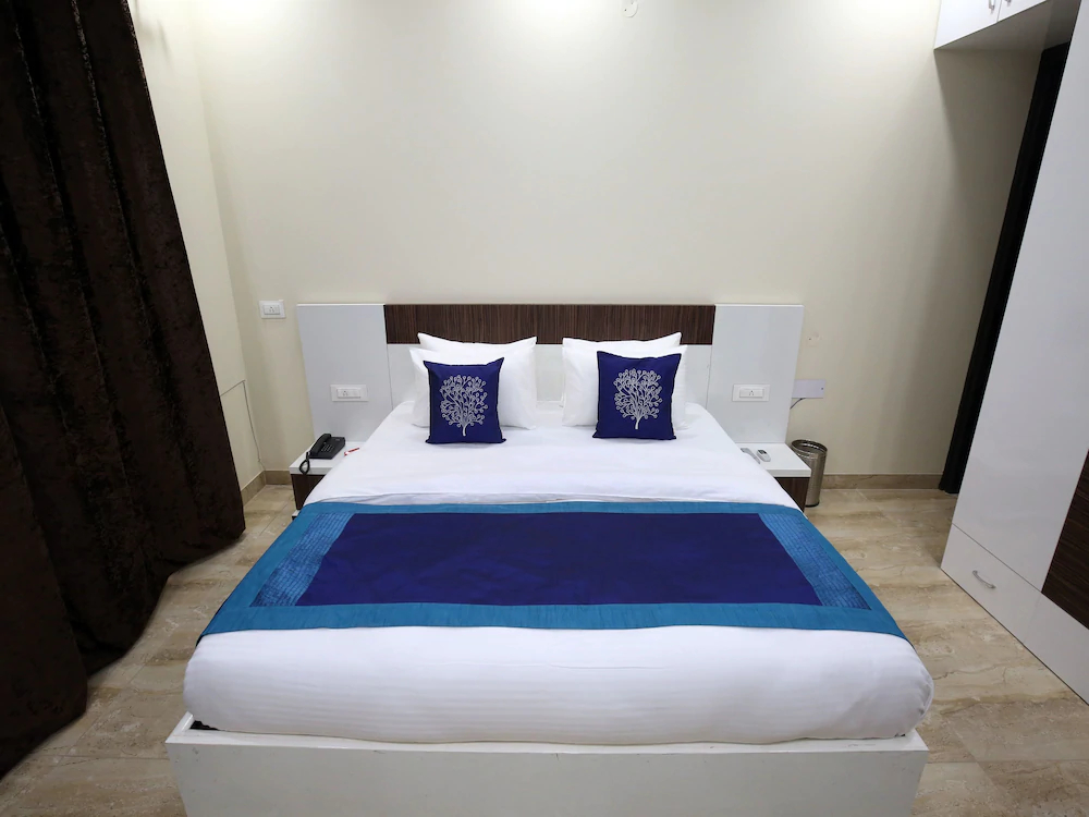 Shashank Villa By OYO Rooms