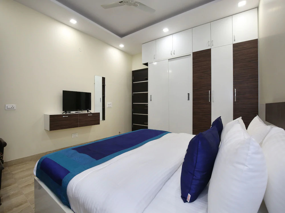 Shashank Villa By OYO Rooms
