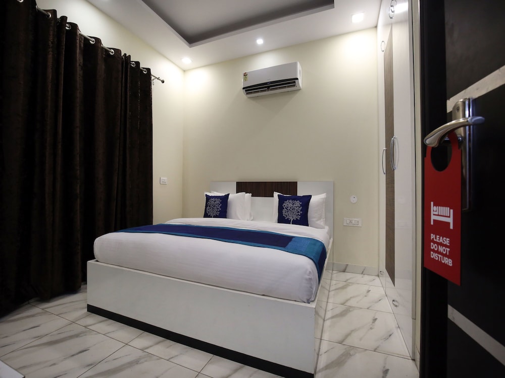 Shashank Villa By OYO Rooms