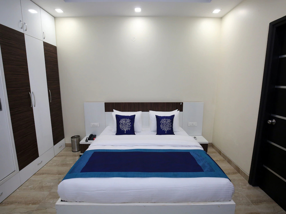 Shashank Villa By OYO Rooms
