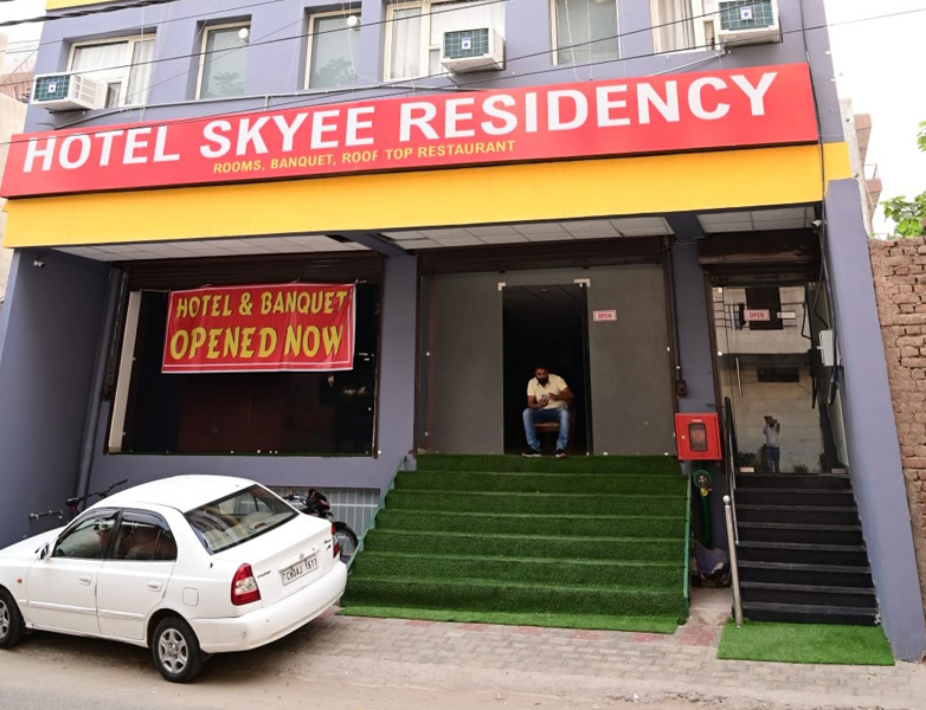 Skyee Residency Chandigarh by Goroomgo