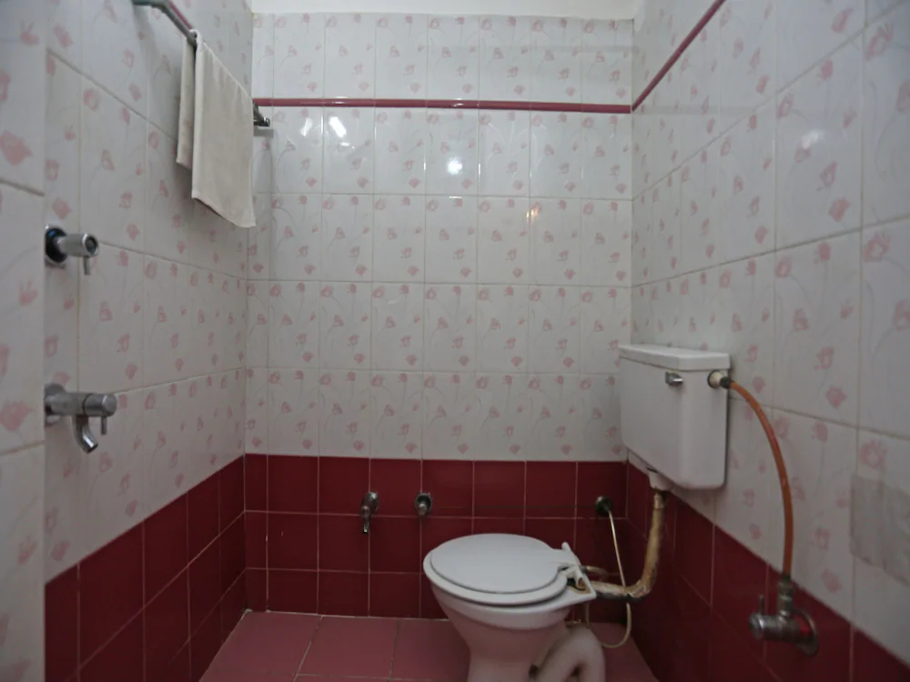 Hotel Shiva International By OYO Rooms