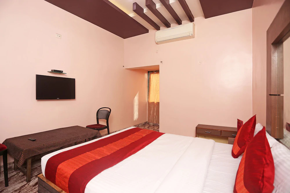 OYO 11555 Hotel Punjab