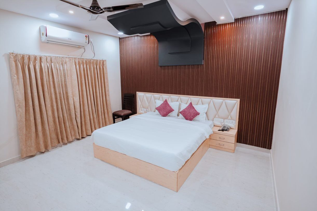 Bajaj's Karwan Inn