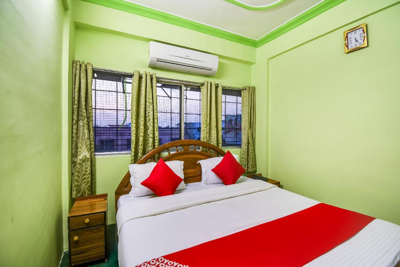 Hotel Ashirwad by OYO Rooms
