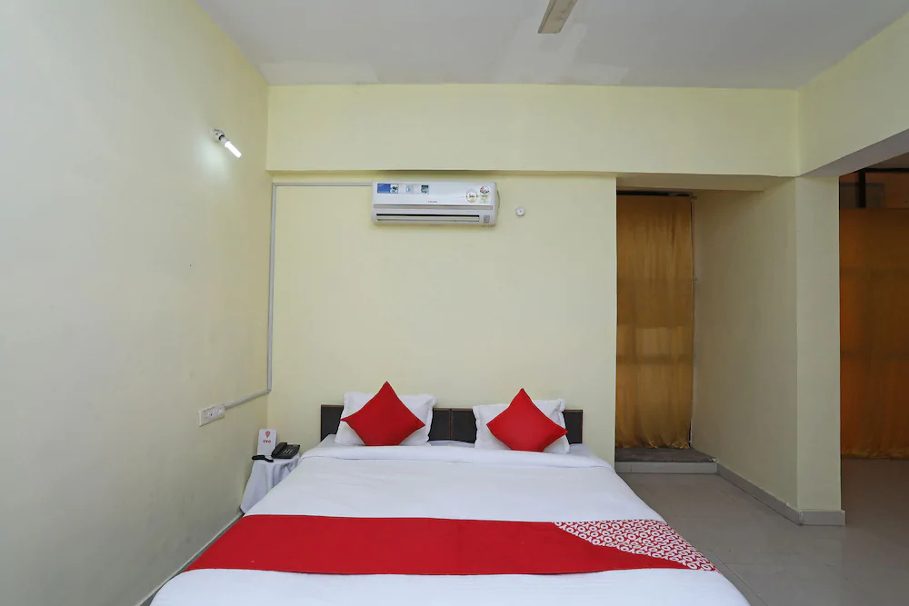 Dhotre Marriage Garden By OYO Rooms