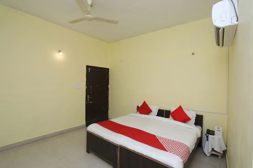 Dhotre Marriage Garden By OYO Rooms