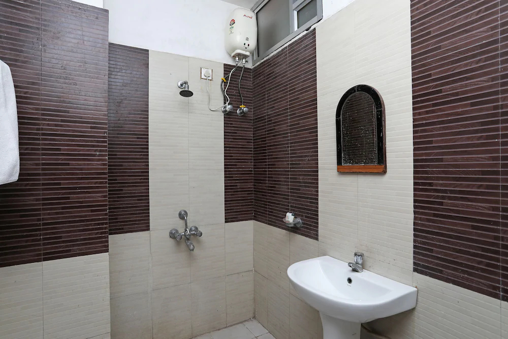 Dhotre Marriage Garden By OYO Rooms