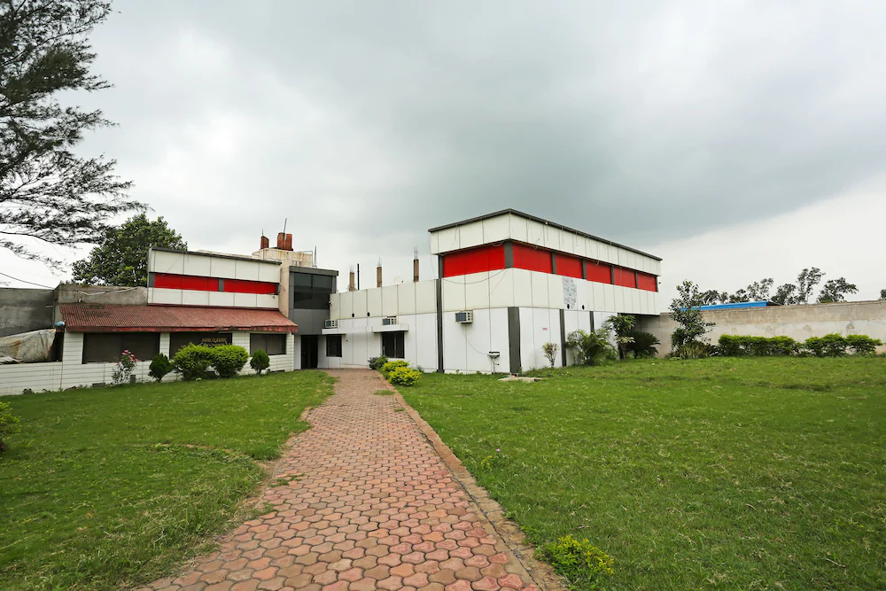 Hotel Classic By OYO Rooms