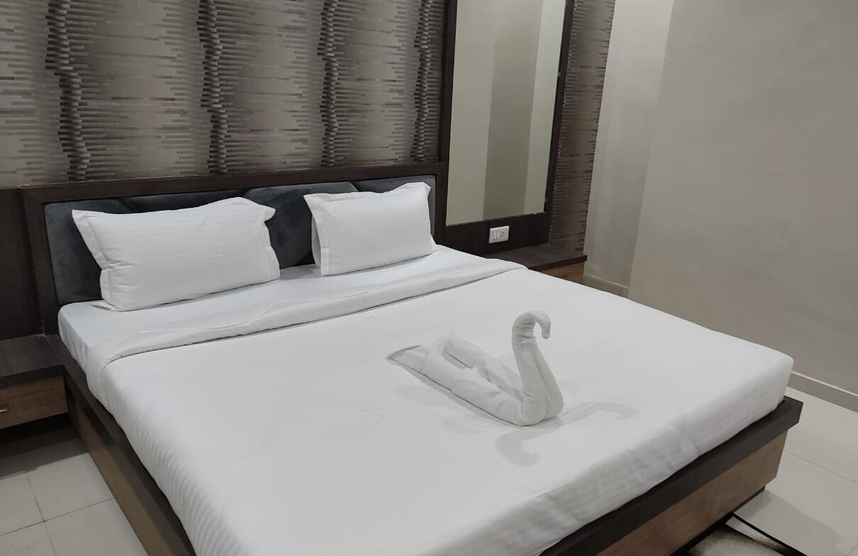 Hotel Grand Royal