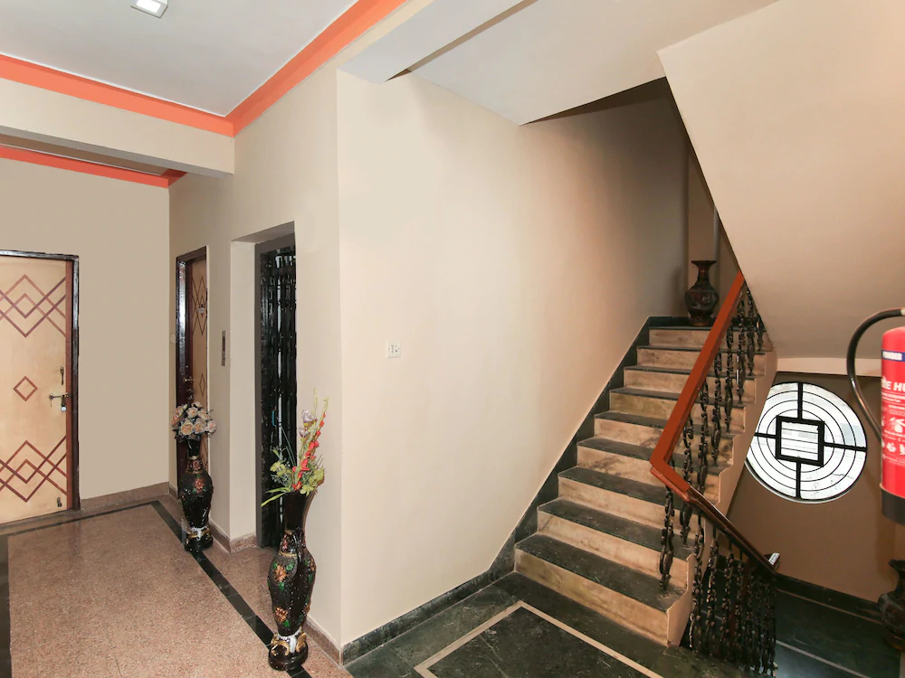 Hotel Ratan International
