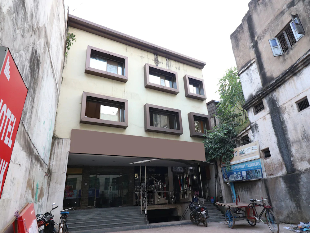 Hotel Yatrik Inn by OYO Rooms