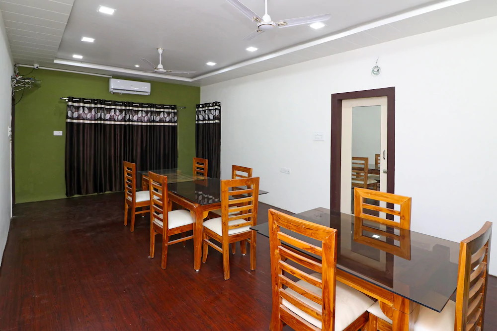 Canal Inn by OYO Rooms