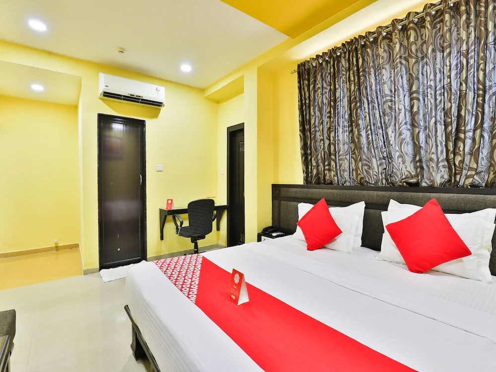 Hotel Lotus Residency