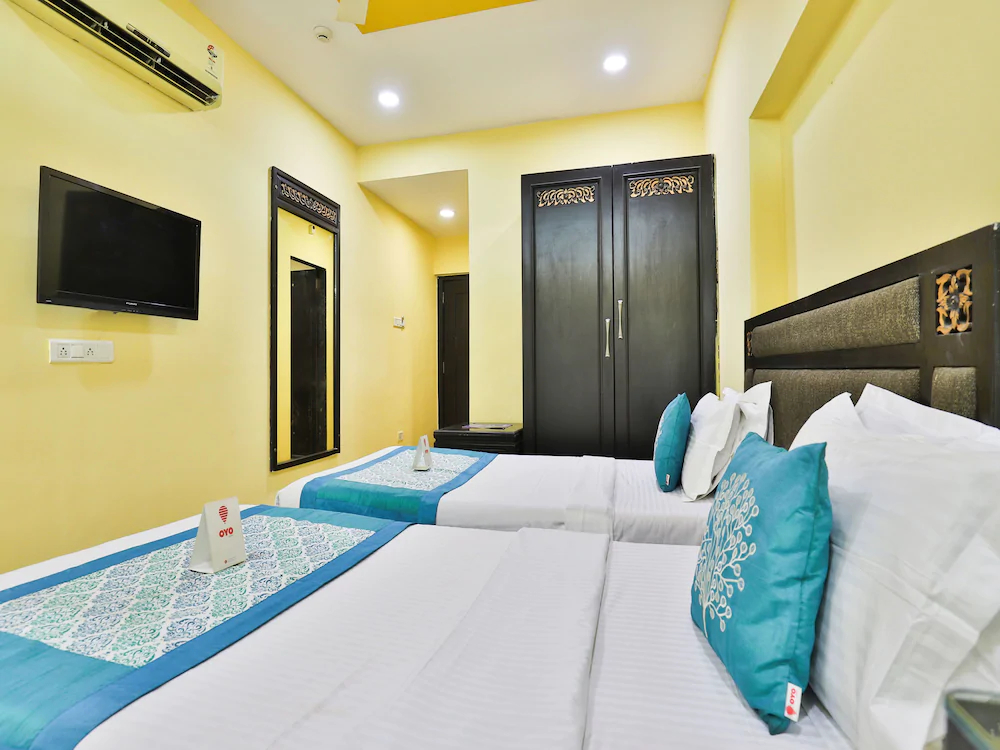 Hotel Lotus Residency