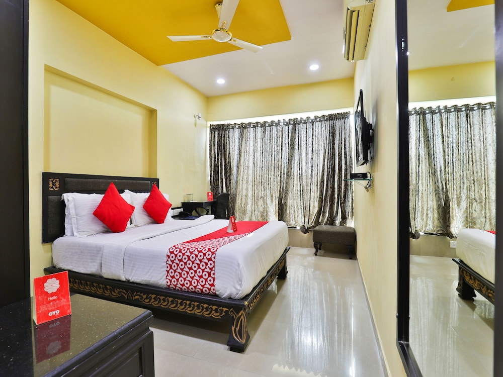Hotel Lotus Residency