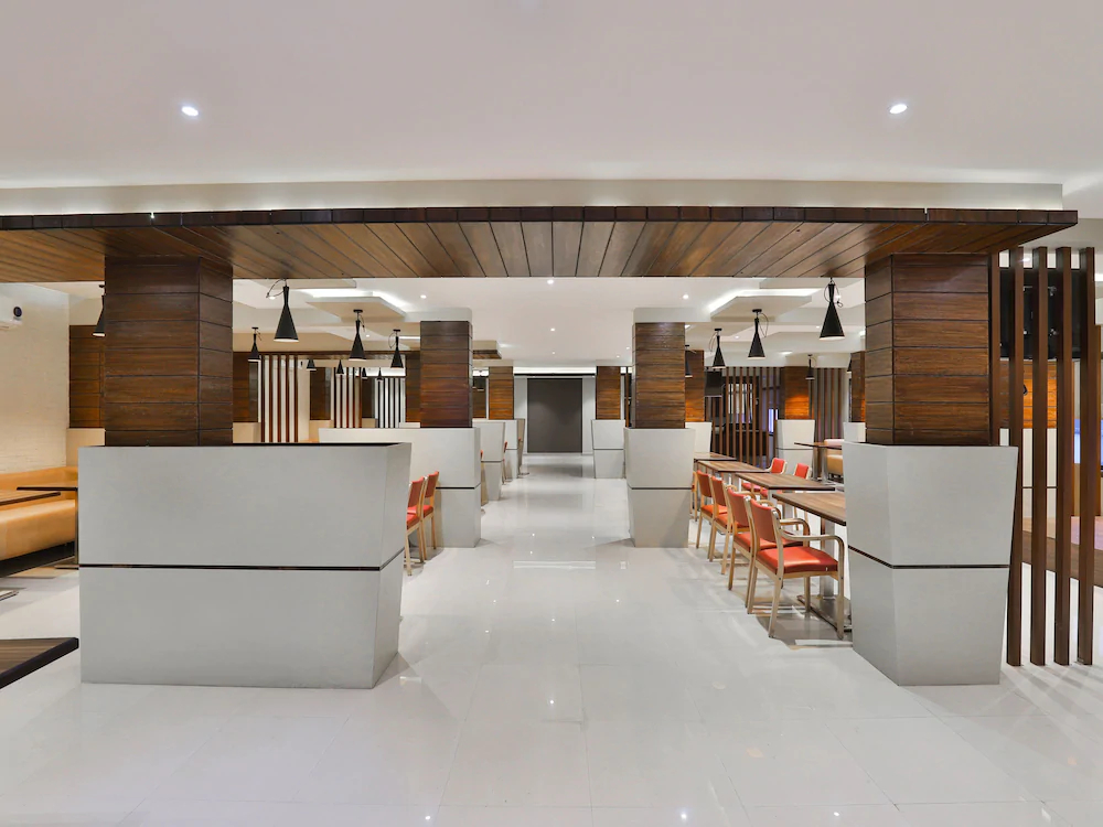 Hotel Navya Palace by OYO Rooms