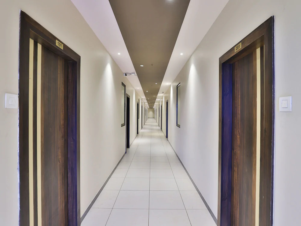 Hotel Navya Palace by OYO Rooms