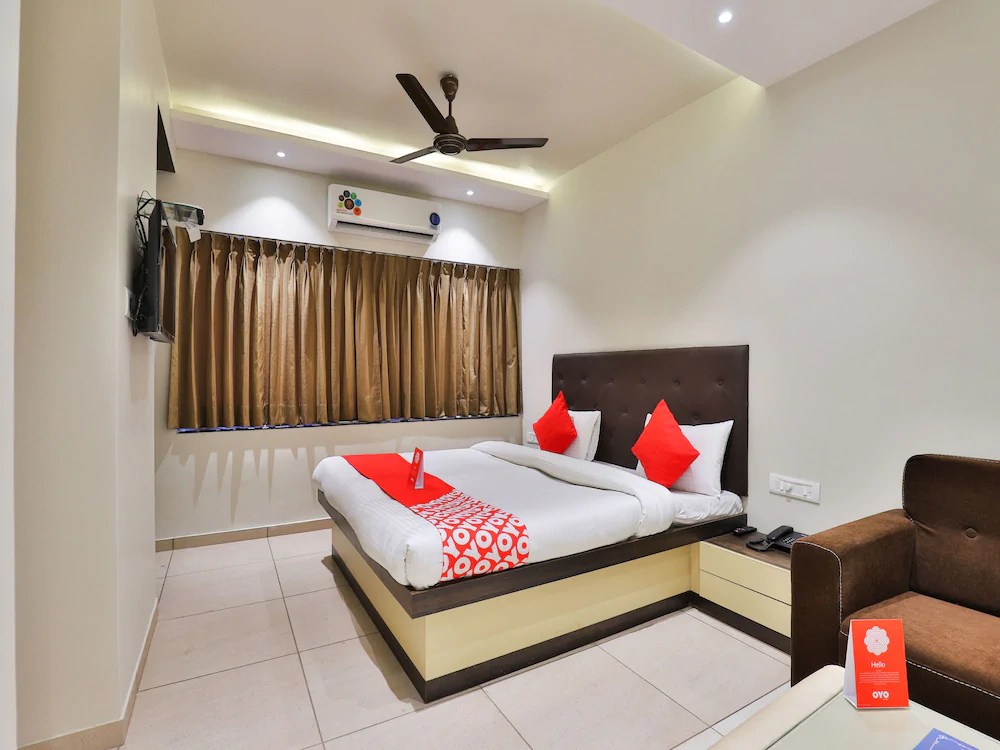 Hotel Navya Palace by OYO Rooms