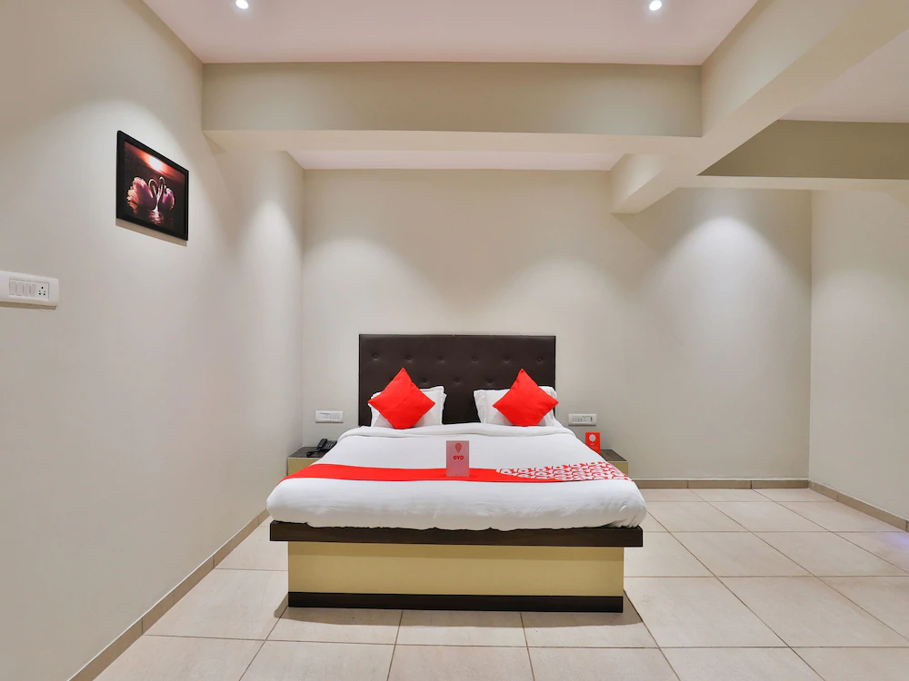 Hotel Navya Palace by OYO Rooms