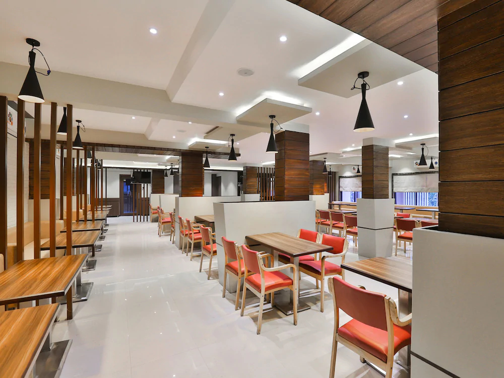 Hotel Navya Palace by OYO Rooms