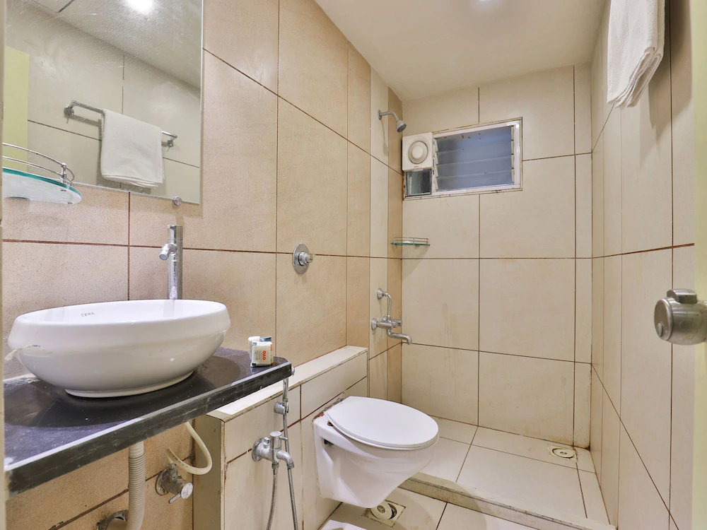 Hotel Navya Palace by OYO Rooms