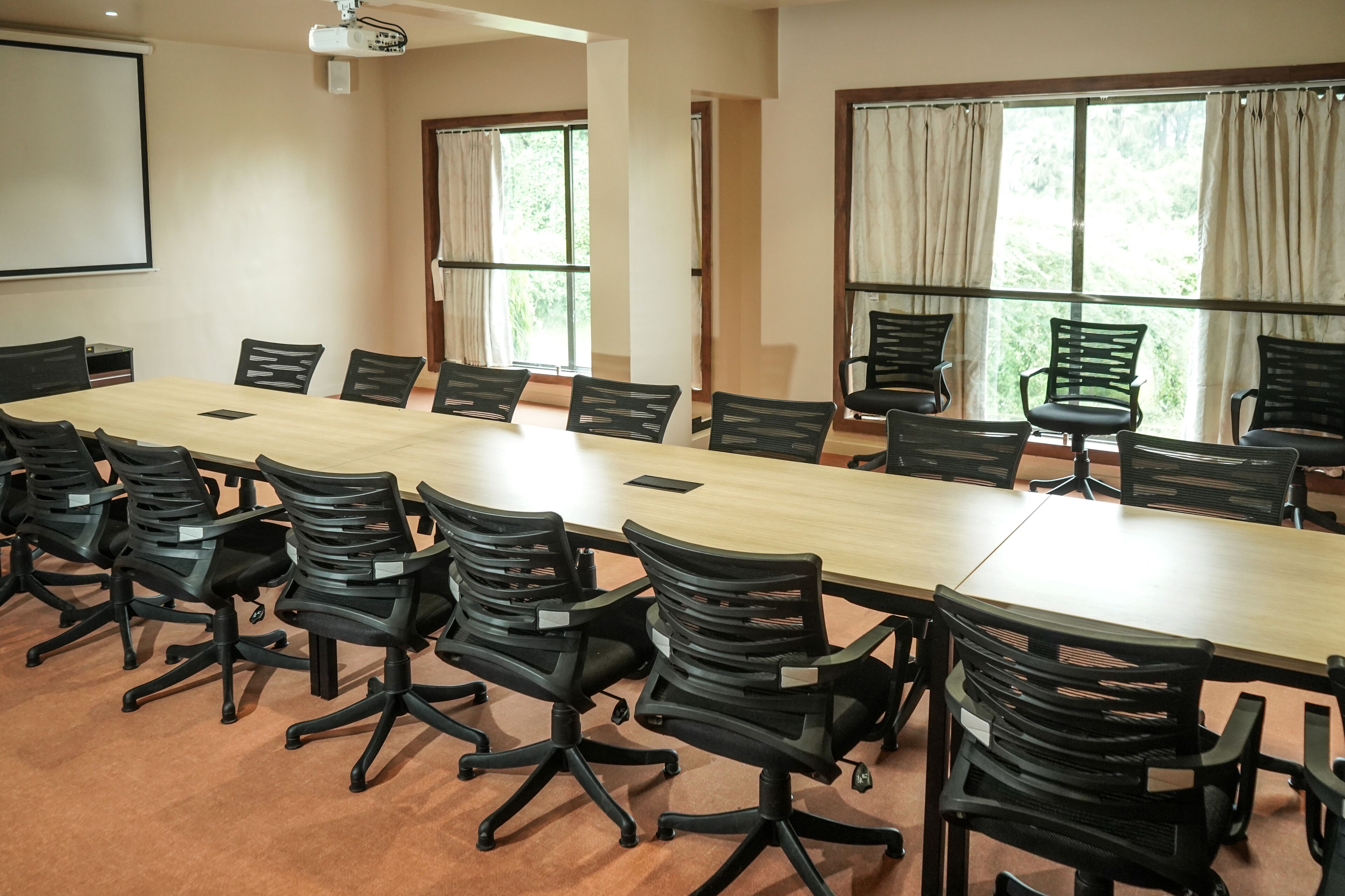Nest Beacon Resort Daman