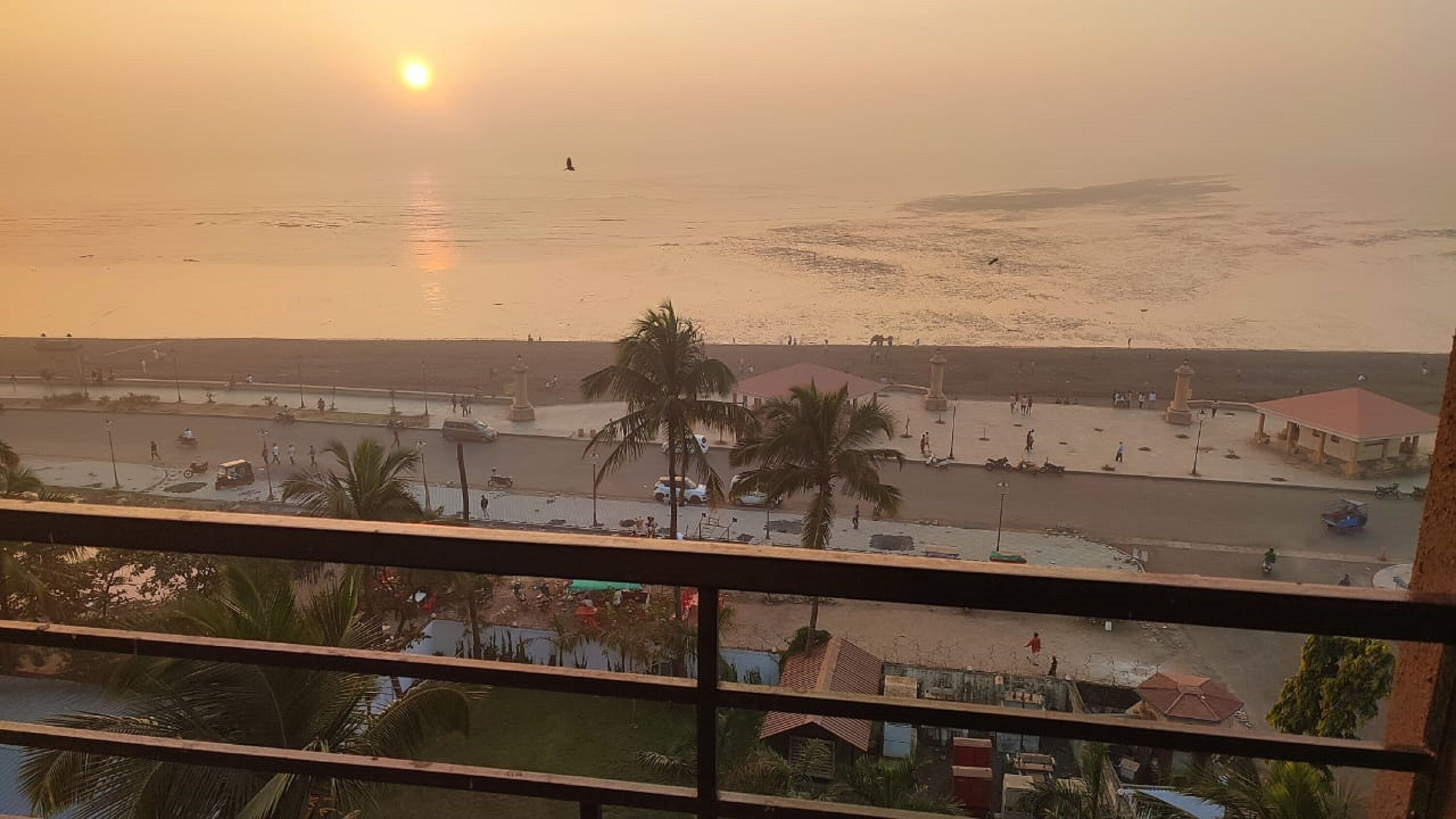 Purple Beds by VITS Daman