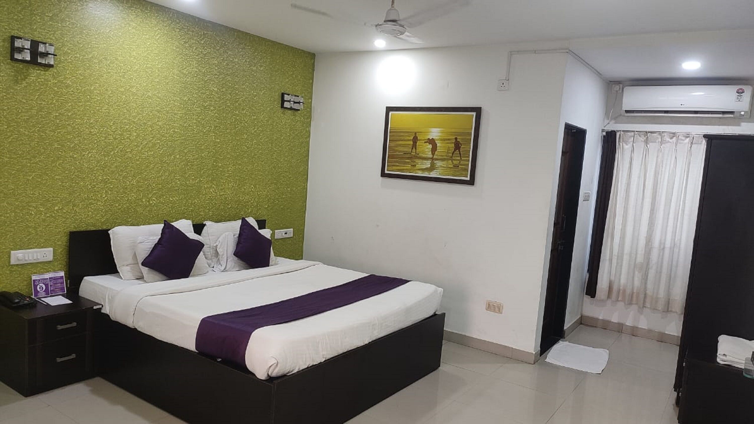 Purple Beds by VITS Daman