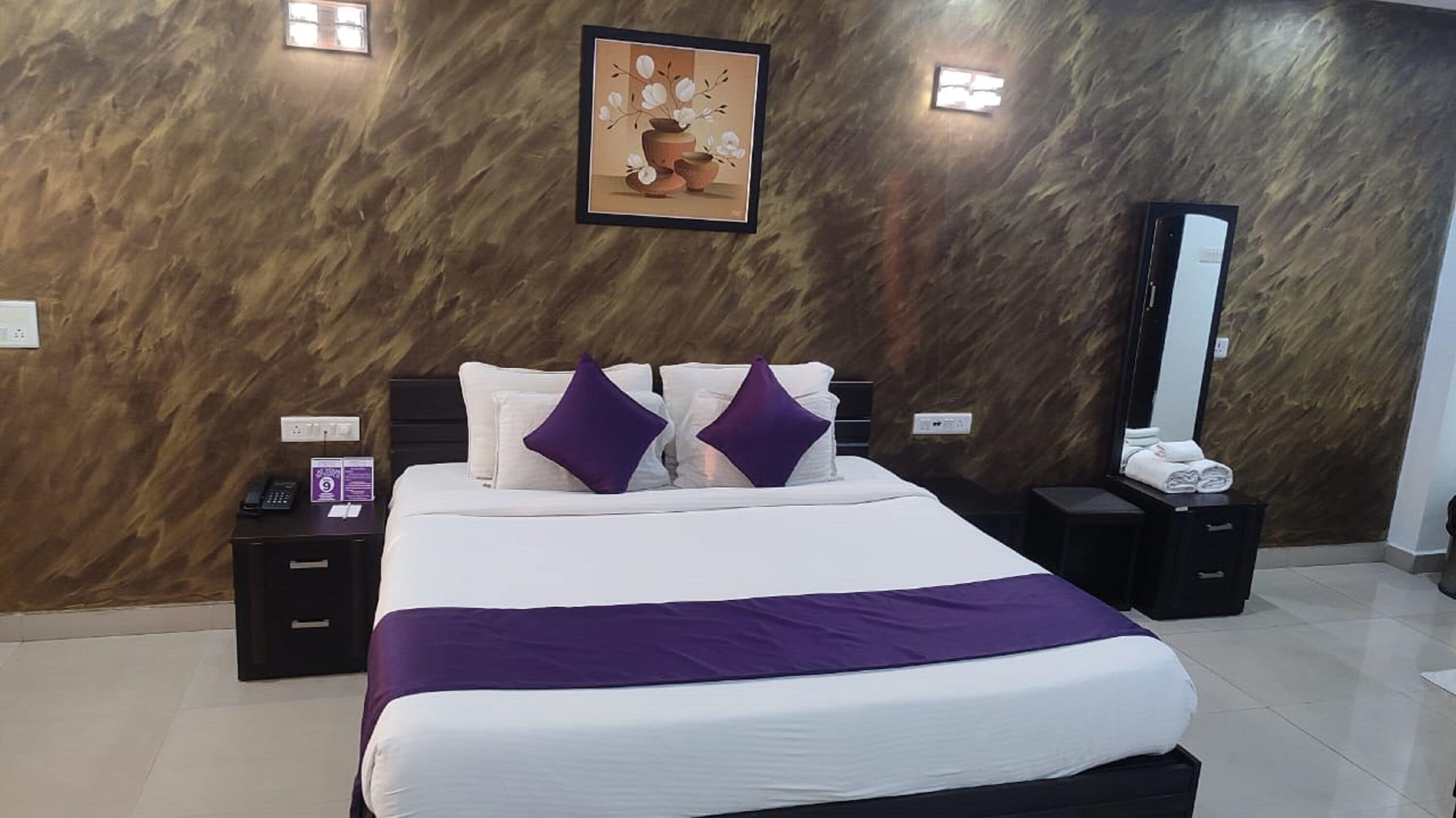 Purple Beds by VITS Daman