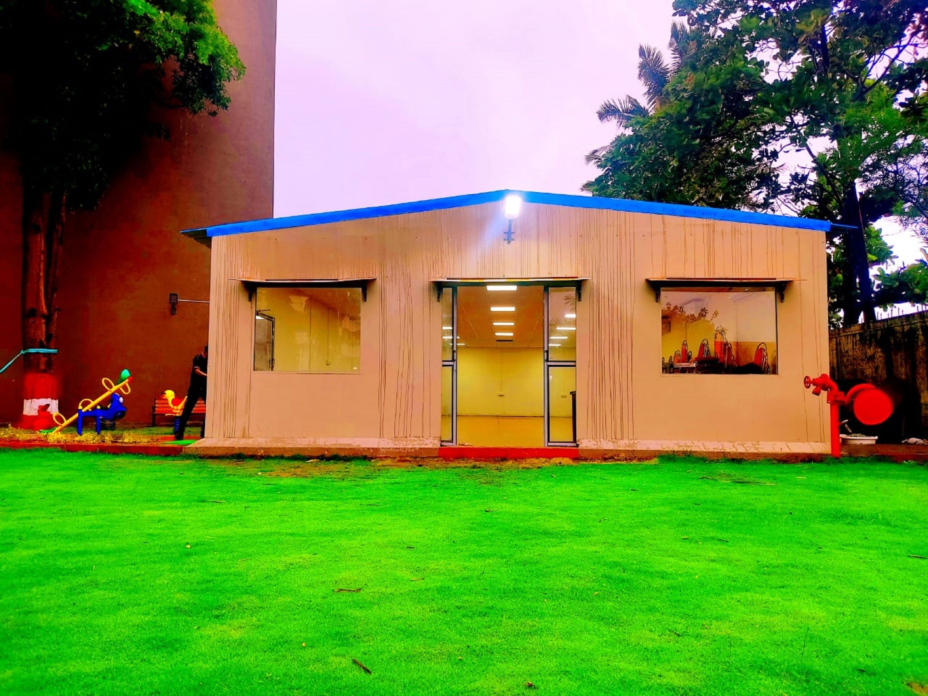 Purple Beds by VITS Daman