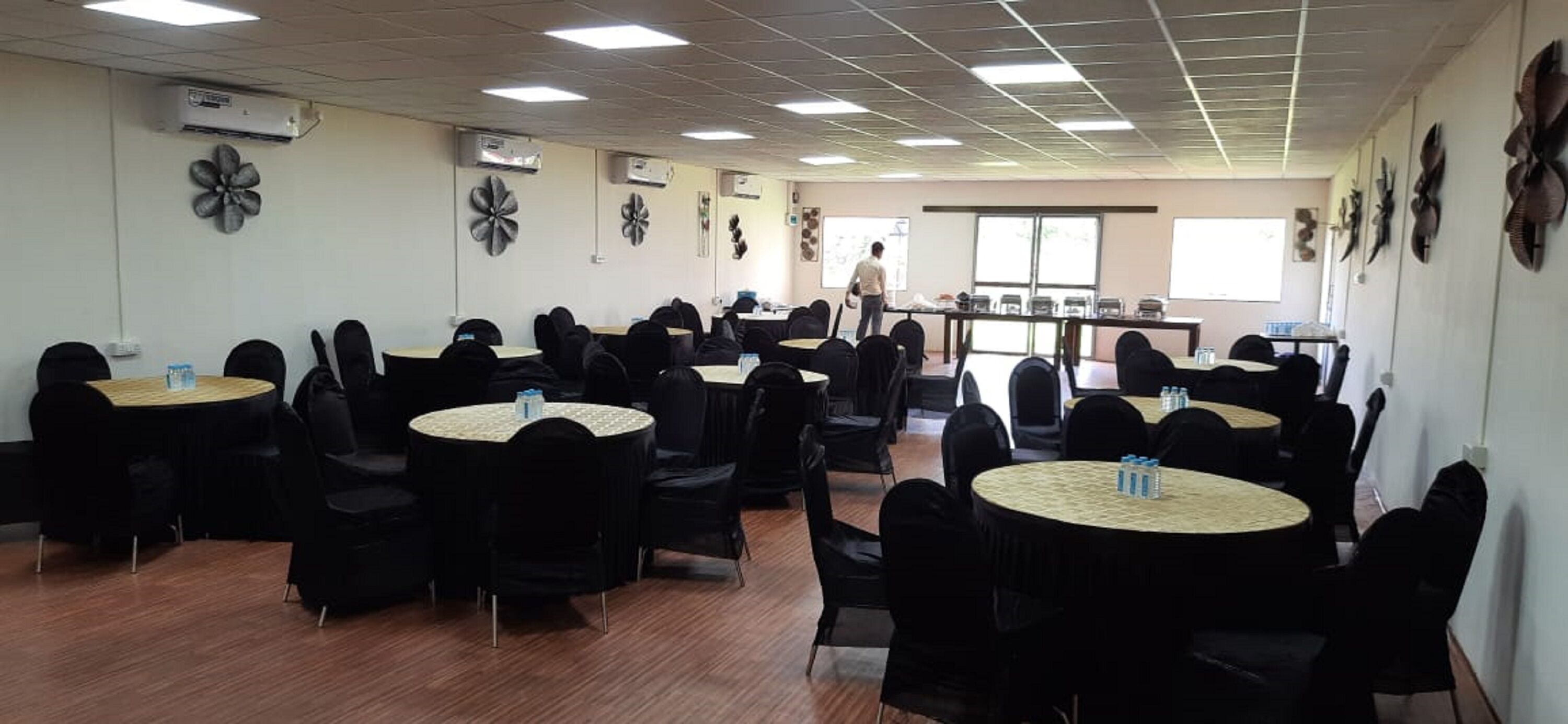 Purple Beds by VITS Daman