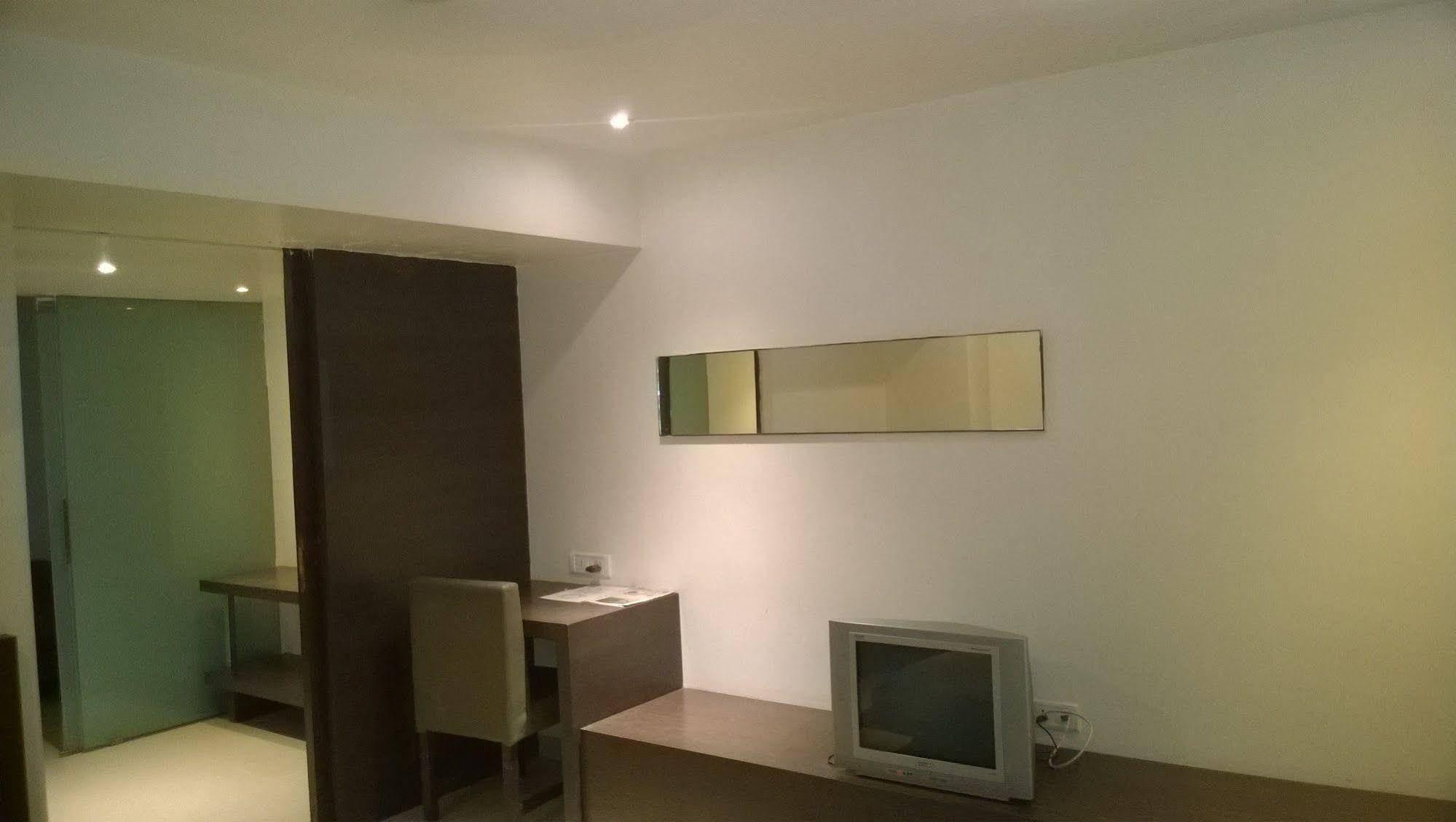 Silver Sands Beach Resort