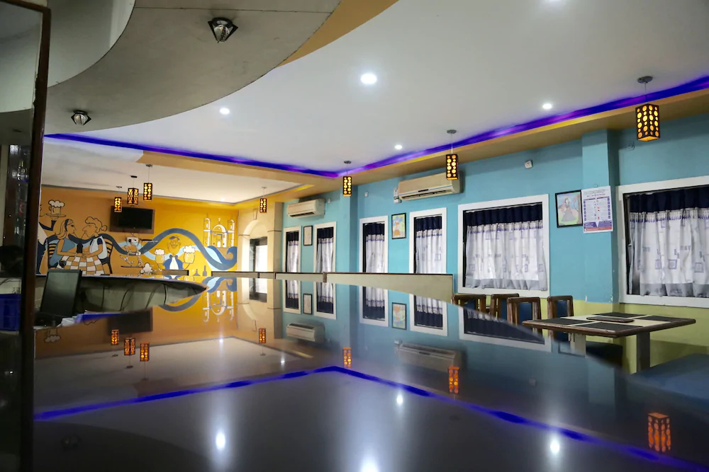Hotel Khushi International