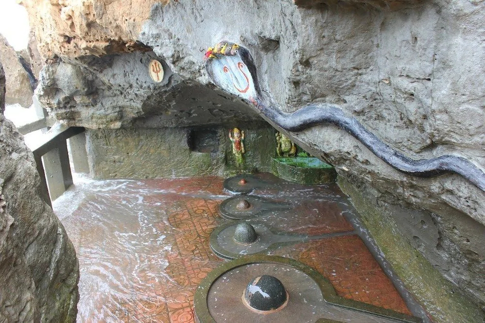 Hotel Khushi International