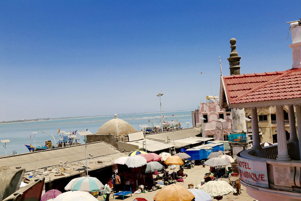 Hotel Khushi International