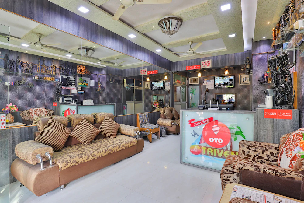 OYO 18385 Hotel Triveni