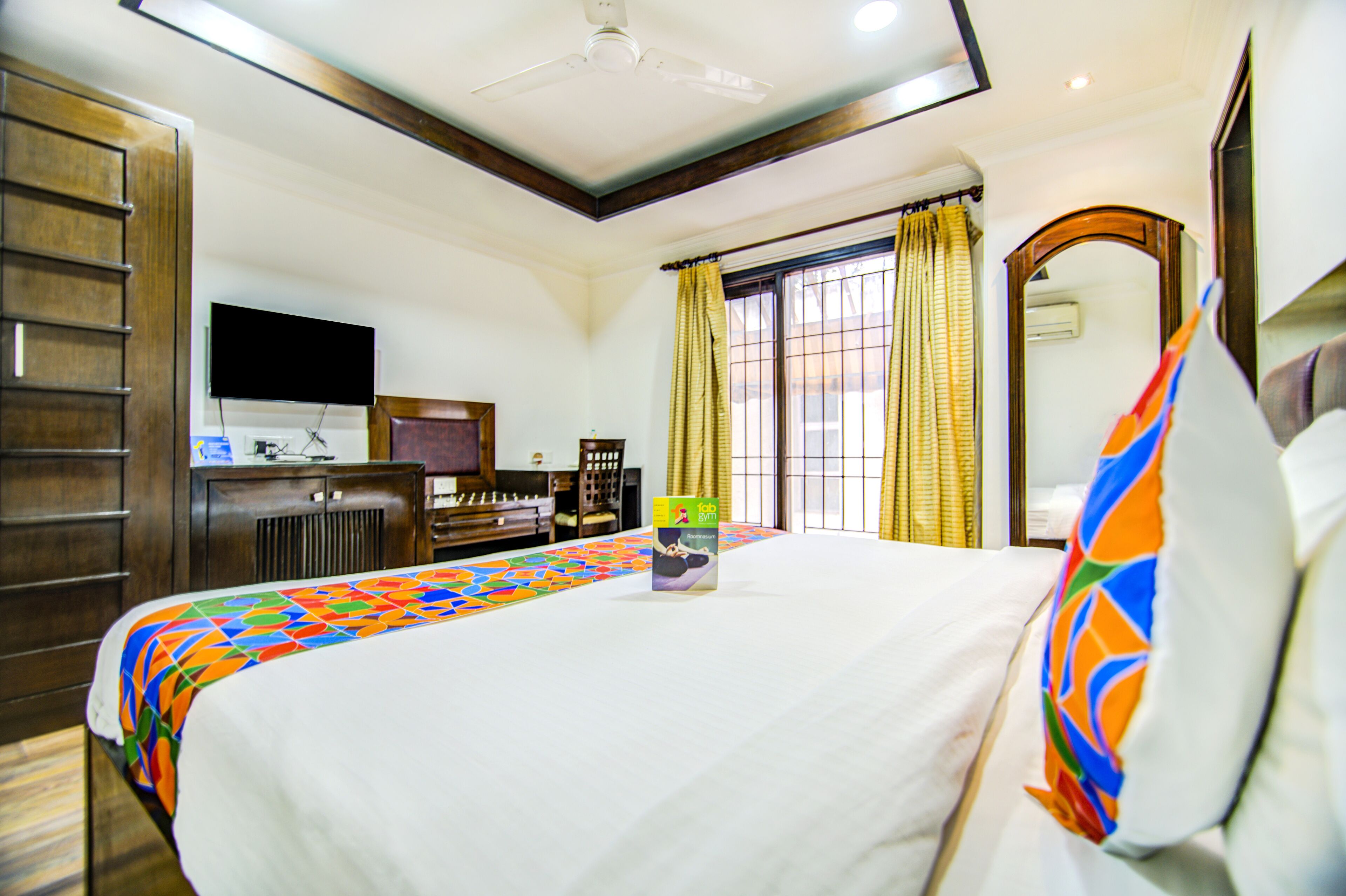 Aaron Castle by Fabhotels