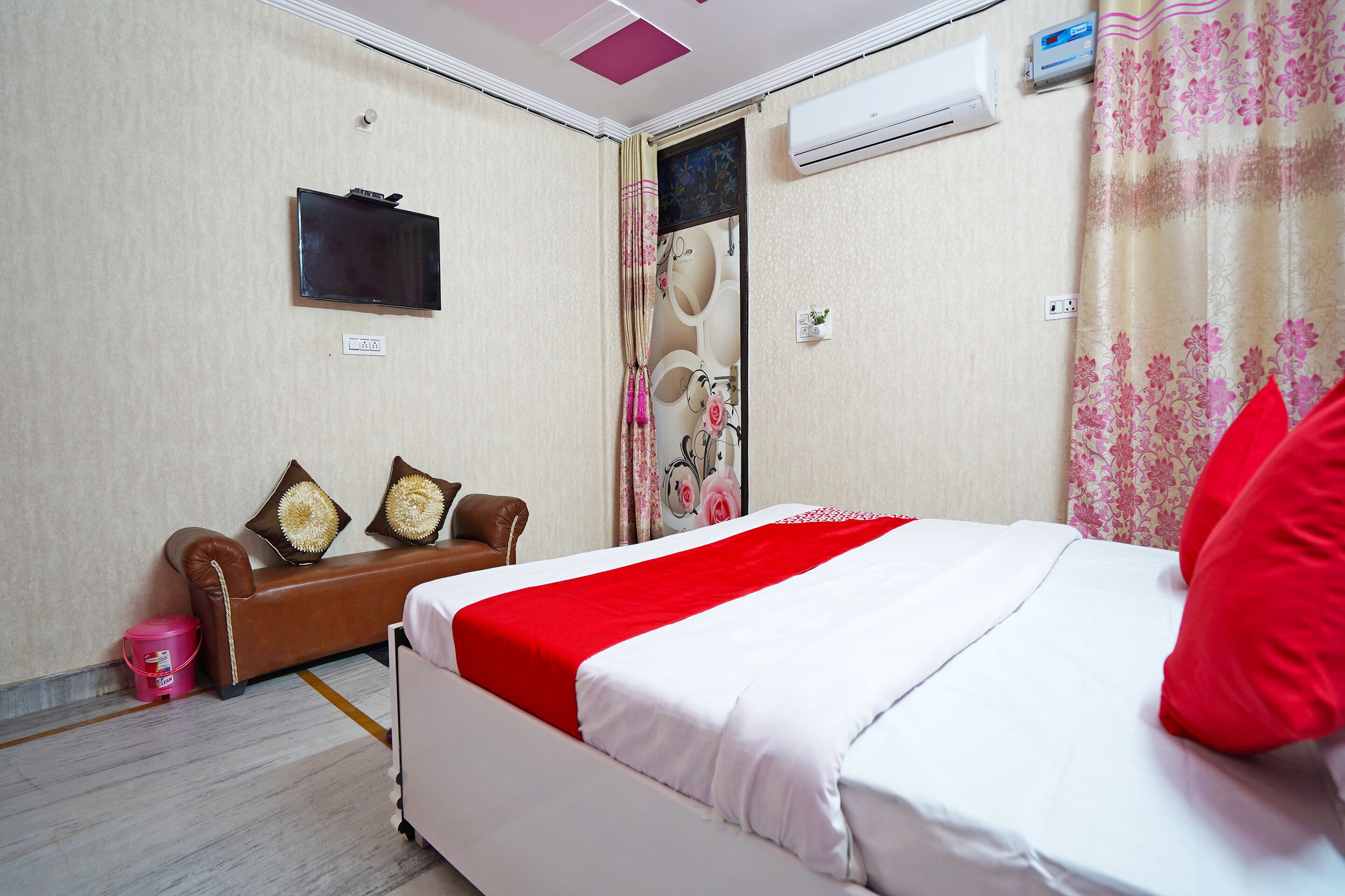 All In One by OYO Rooms