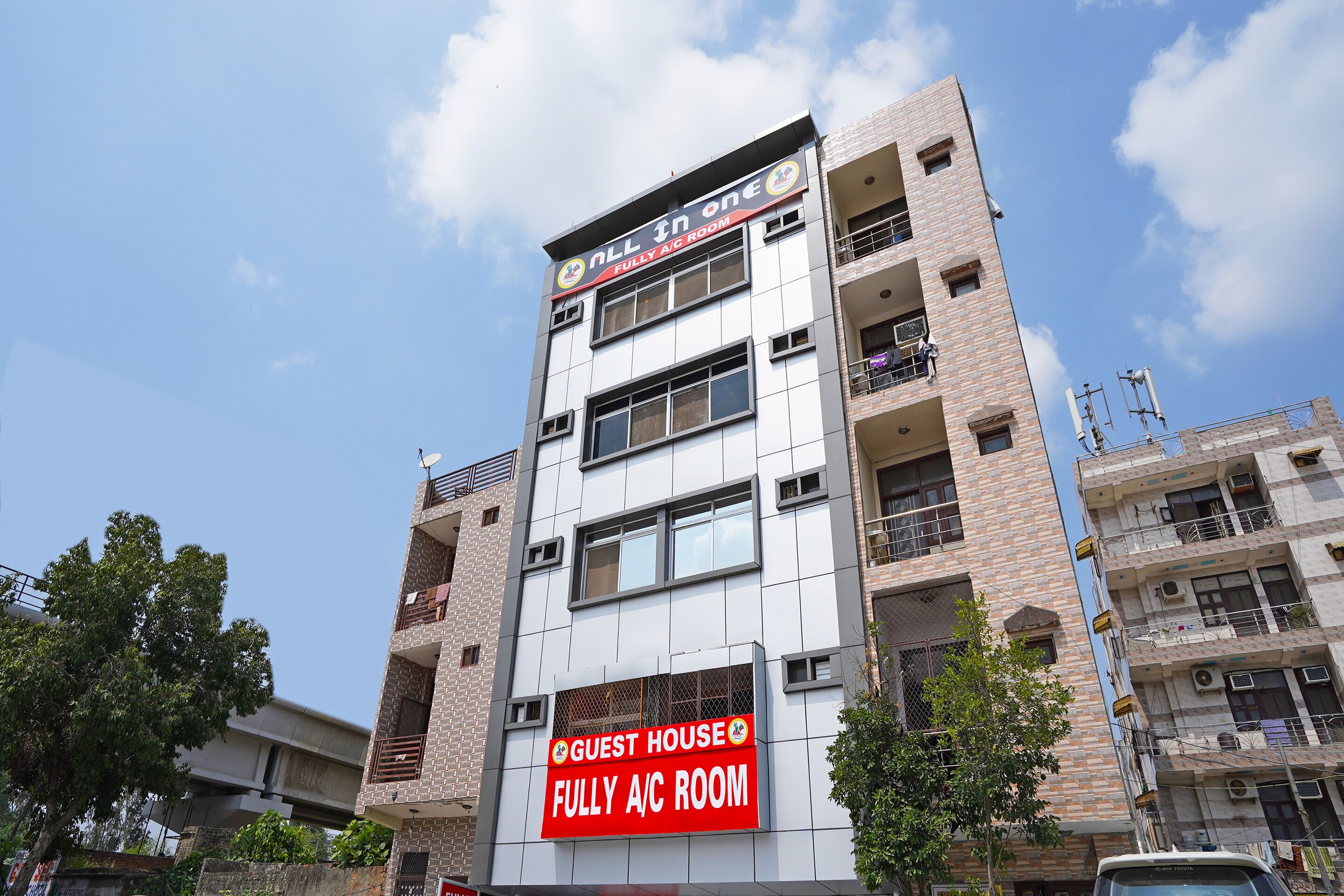 All In One by OYO Rooms