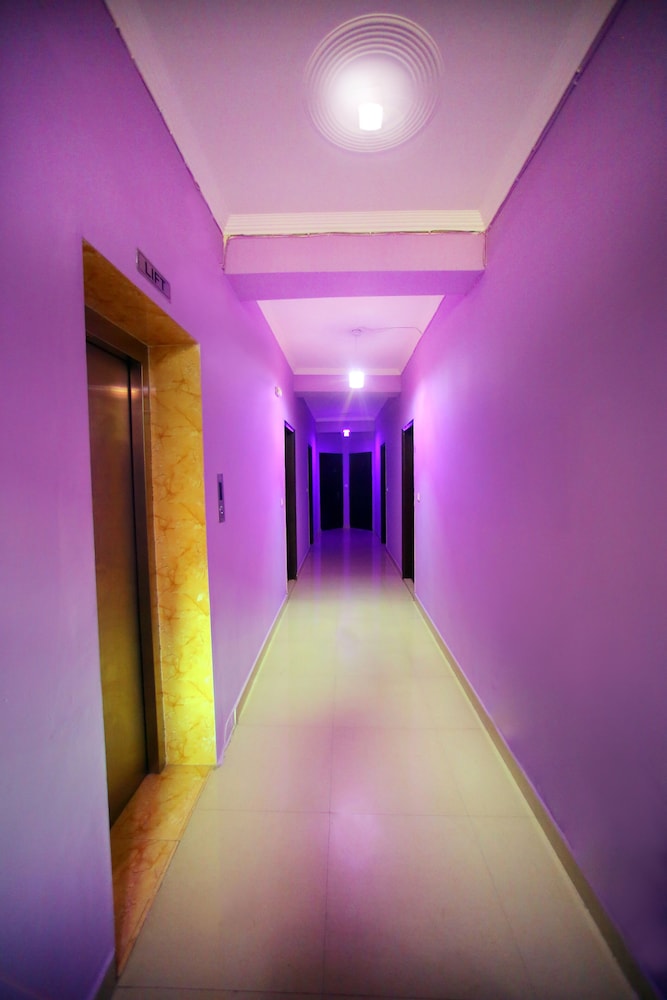 Arrival Inn by ADB Rooms