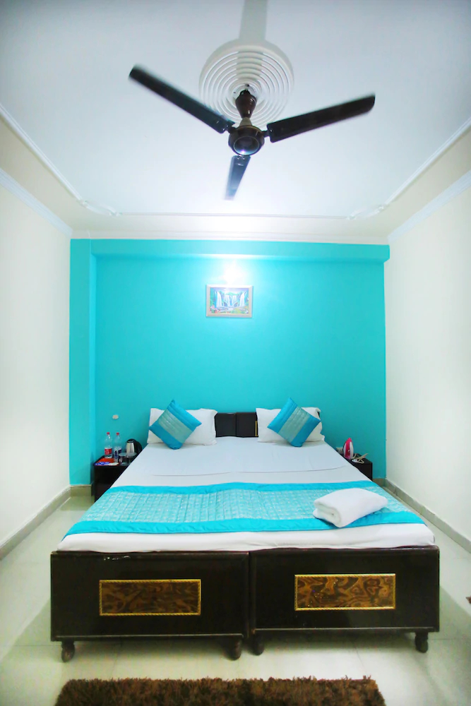 Arrival Inn by ADB Rooms