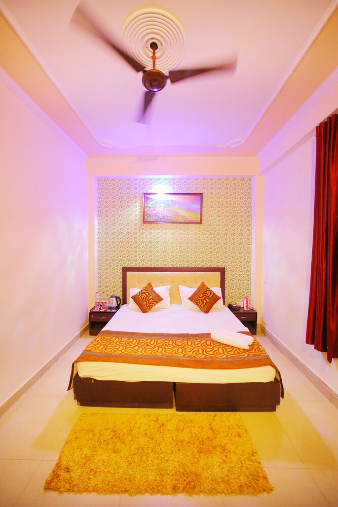 Arrival Inn by ADB Rooms